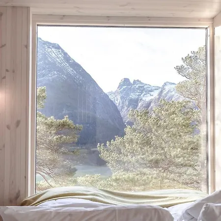 The Crux Nordic Design Mountain Шале *