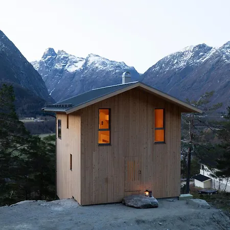 The Crux Nordic Design Mountain Шале Ондалснес